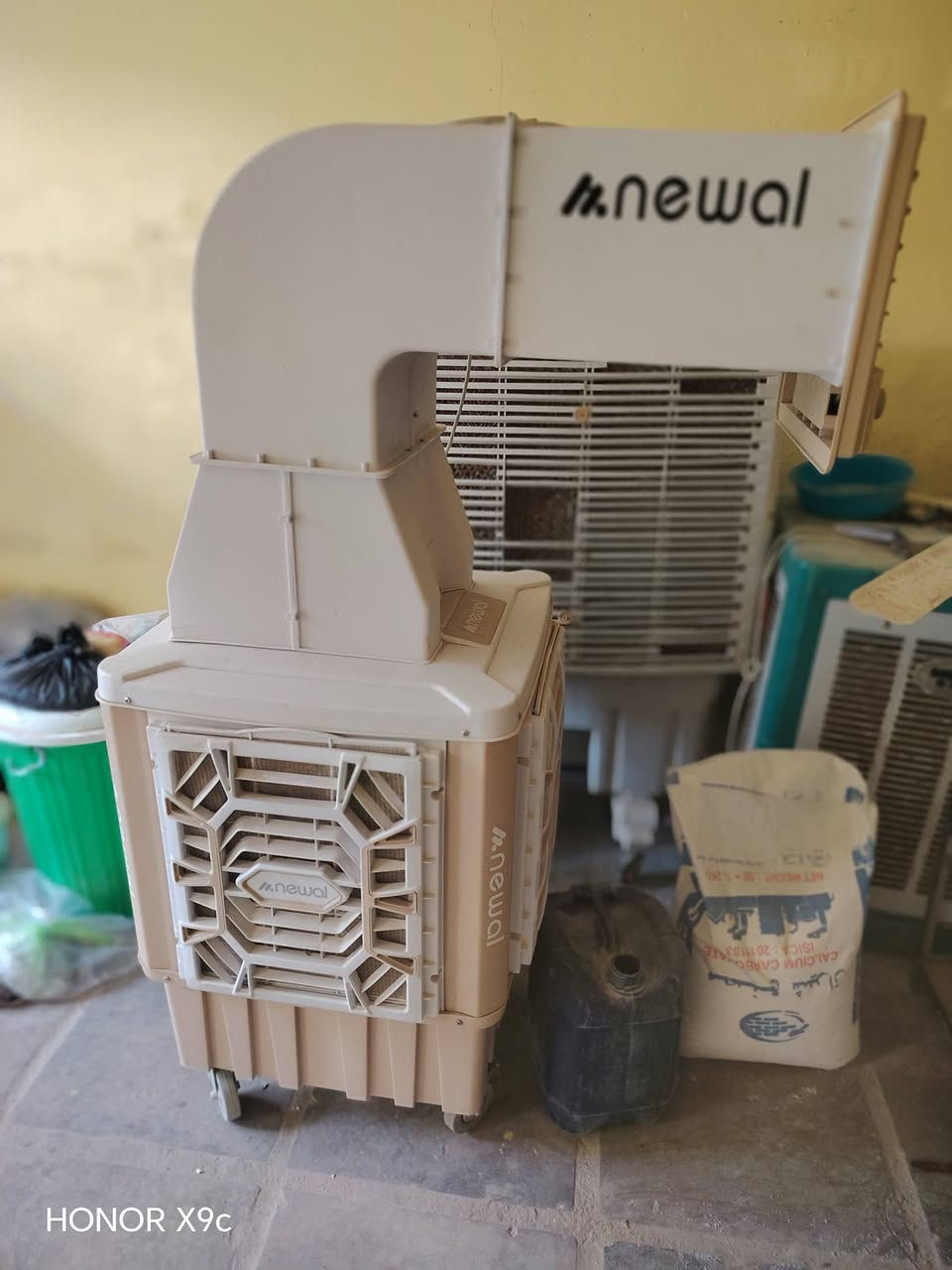 سلا عليكم
غساله سعر 150 حوضين اخت  الجديده
سخان سعر 50
مكيف كري هوه وال قفص مالته سعر 400 للعلم الجديد 550 الف واني ماخذه جديد
طباخات عدد 3 واحد ابو الفرن و 2 منضدي سعر الواحد 30
ثلاجه سعر 100
كنتور سعر 50
يوجد قنينه غاز سعر 50 متروسه
مبرده حديد برفاب سعر 125
مبرده ام الخرطوم سعر 150 للعلم الغراض كلهن جدد
تنور من هذا ال مبطن سعر 50
ويوجد ميز جام كبير سعر 20
يوجد ماطور ماء سعر 25
تانكي ماء ابو ال 1000 سعر 90
عنوان نجف ابو صخير
***********
علما الغراض كلهن استعمال جدا قليل
