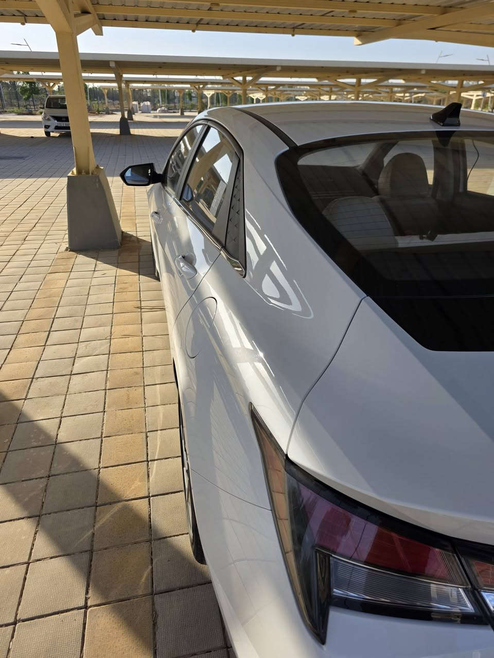 السلام عليكم 
النترا تجميع صيني 
سلايد روف 
اشاير بالمري 
كامرة خلفية 
مثبت سرعة 
حساس أمامي خلفي 
أربع وضعيات قياده 
اوتو بارك 
كشنات جلد 
تبريد قطعتين 
عازل حراري و صوت 
رقم اربيل باسمي 
المكان النجف الاشرف 
للتواصل ***********
السعر 143
