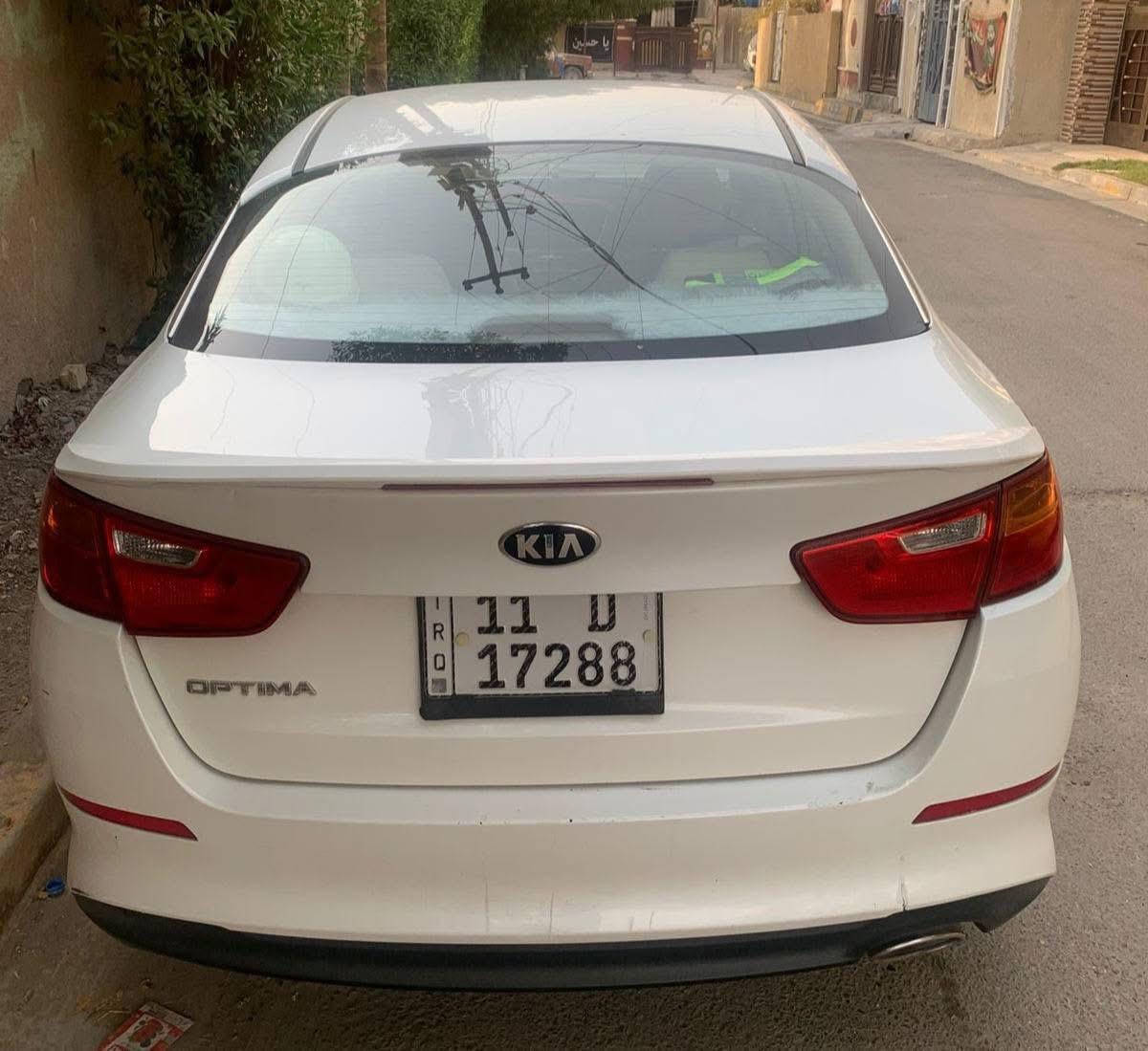 السلام عليكم اوبتيما للبيع مديل 2016 خليجيه محرك 2000 دوش تبريدثلج قطعتين رقم بغداد انگليزي بسمي مكان السياره بغداد الرصافه حي اور السعر 143رقم الموبايل ***********) 
ماشيه 128 الف
