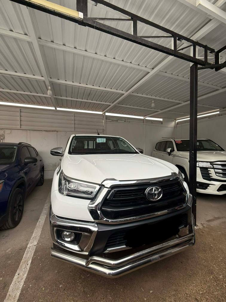 سلام وعليكم 
تويوتا هايلوكس موديل 2021 
شريكه جيهان 
رقم سنوي جديد 
سياره دعاميه ل دعامية مكفولة عامه 
بدوون ملاعزة بدون بارد بدون
 صبخ كلوو بشرت 
سيارة ماشي 76 الف ماشي بشرت تخم تأيرات بيلادى شريكه 
مكان سيارة عقرة 
رقم تلفون واتساپ و كوره ك 
(***********) اكر, نينوى
