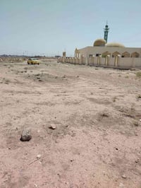 للــبــيــع أرض بالقوسيات قريبه من سايدين الجسر السادس وقريبة على شارع...