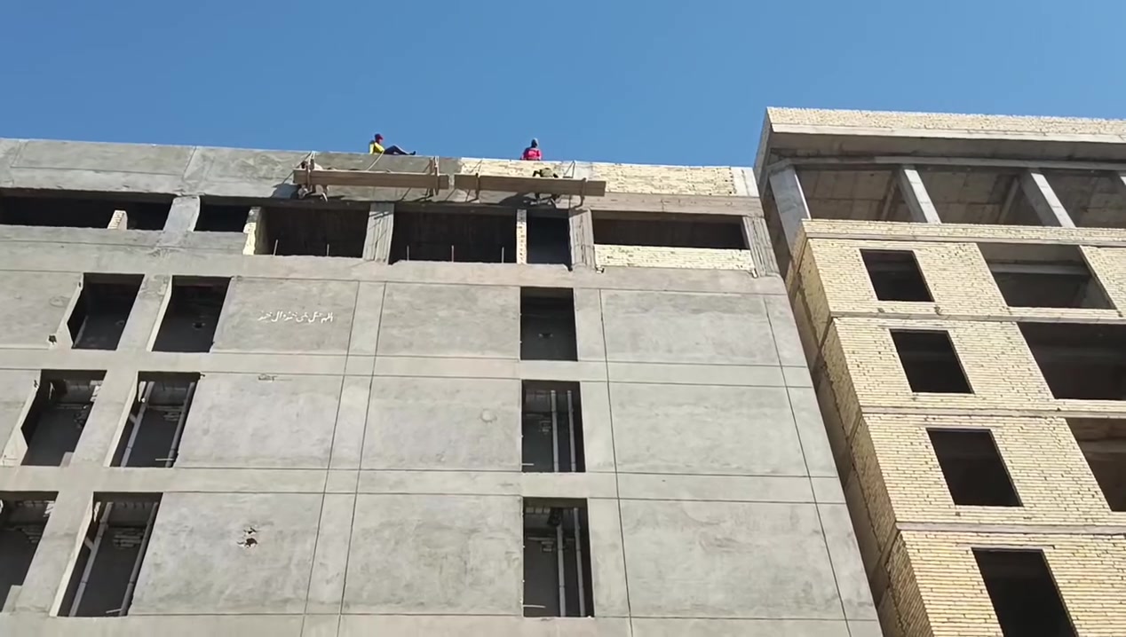 كادر البخ خارجي متفرغ حالين اي ارتفاع مو مهم بس بنايات خارجي اكو وتساب *********** ***********
