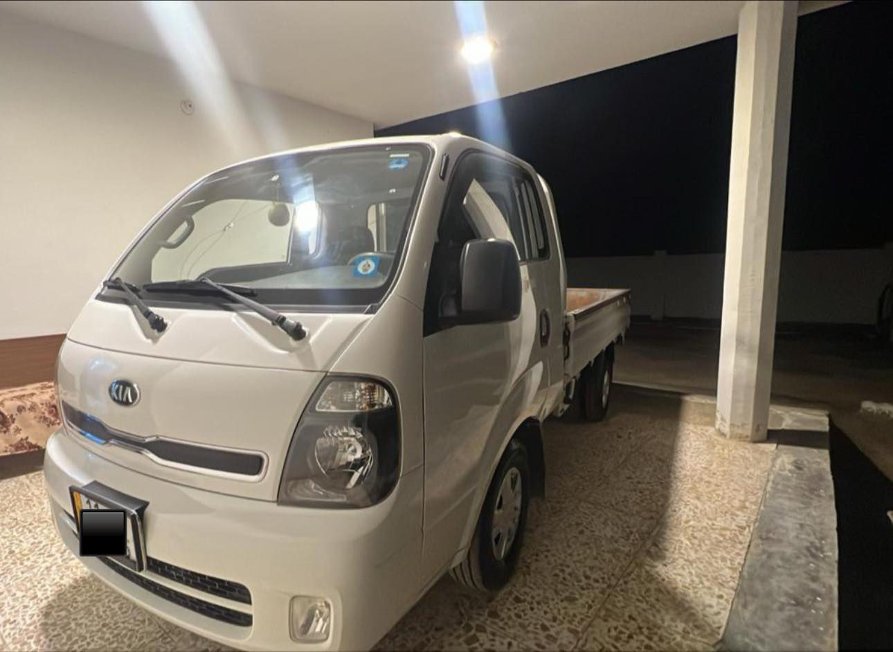 السلام عليكم كيه معروضه للبيع موديل 2016 ماشيه 150الف حقيقي رقم بغداد انكليزي مكفوله كفاله عامه مابيها اي نقص ومامتعوبه معروضه ب118 مكانهاا الانبار الرمادي للتواصل ***********
