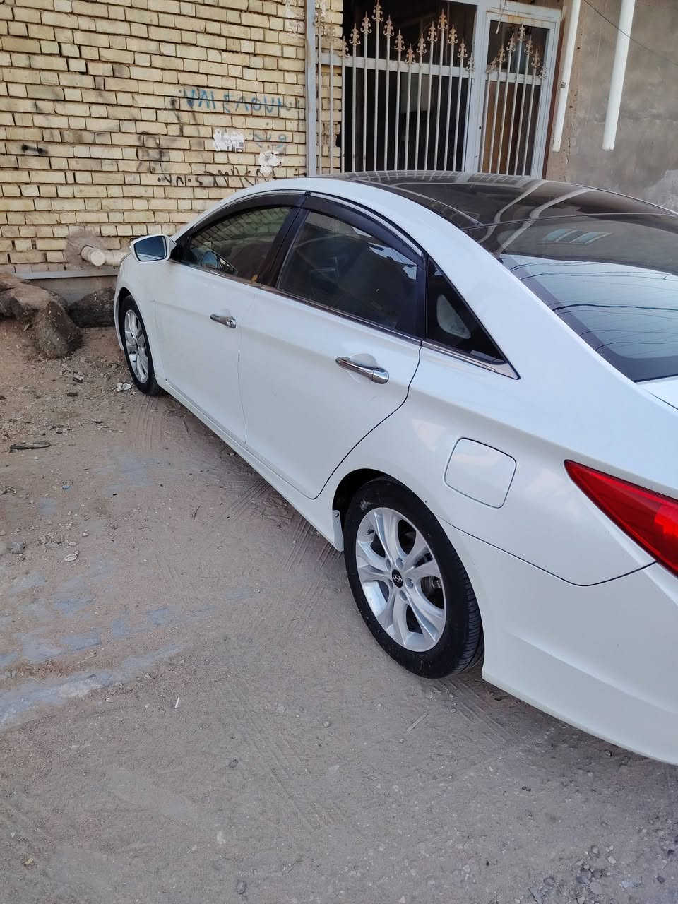 السلام عليكم سوناتا 2011 محرك دوش 2400 ضرر بارد بسيط أثر طخة دراجة مكاني نجف كوفه تواصل على رقم ***********  رقم أربيل باسمي
