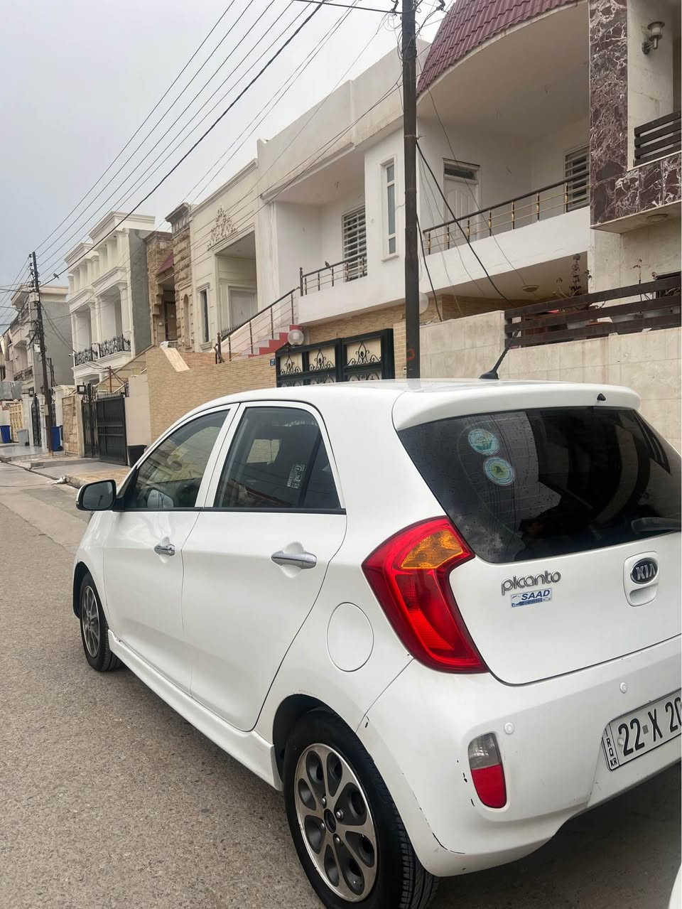 ٢٠١٤ شەریکە سعد
١٦٨ هەزار کیلۆ مەتر رۆشتوە
فوولە تەنها سلاید نیە 
یەک جاملخی لای سەیاقی پارچە رەشە
سەیارەی مەڵەوە بووە چەند شوێنێکی تەعدیلە
سیسیتەمی غازي تورکی بۆ بەستراوە ٣ مانگیک دەبێت
نرخی ٨٩ وەرەقە و مەجالێکی کەمی تێدایە
سەنەوی و هەزەی نوێیە
***********
*********** أربيل, العراق
