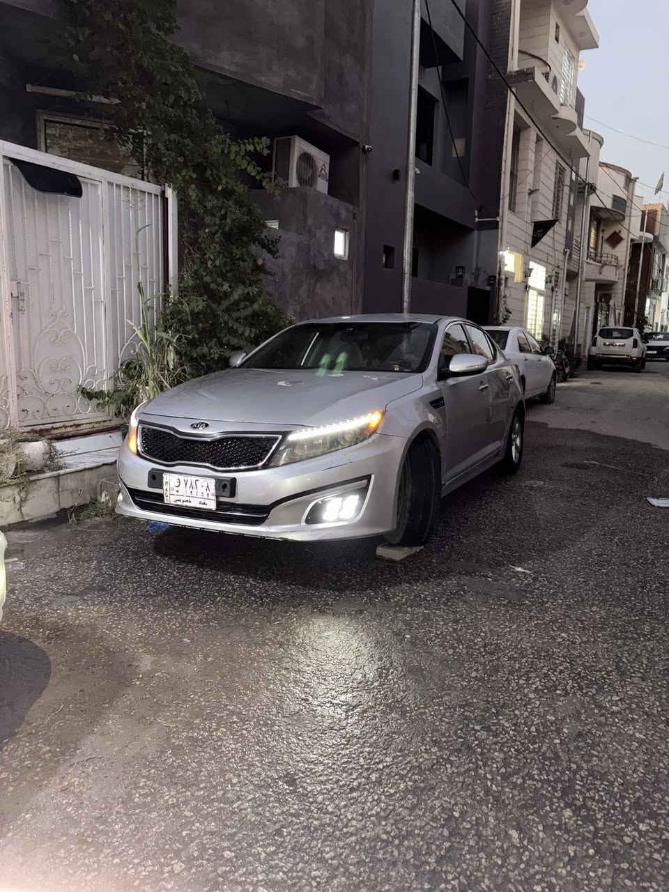 السلام عليكم كيا اوبتما وارد أمريكي 2.4محرك GDI 
سياره وارد امريكي 
ماشيه101الف
كشن كهرباء
ستيرن كهرباء 
شاشه كار بلي 
سياره مكينه لاطشه انزلك من سعر تصليح 8 ورقات انزلك 
سياره نضيفه ضربتها جاملغ وربع بنيد
الله شاهد مستعجل على البيعه وابيعها على صگاطها 
رقمي ***********
متوفر بكل الأوقات مكاني كربلاء سعر 118$ورقه وقابل للتفاوض
