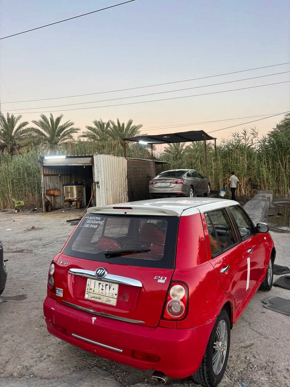 320 لـيڤان
رقـم بابل سنويه للـ 27 .
سياره كـير محرك خير من الله .
تبريد حماوه صفر . 
حداديته 70 ./. 
سياره عوزه ترتيبات خارجيه بس . 
حـلة - نيـل  33 $ 
***********
