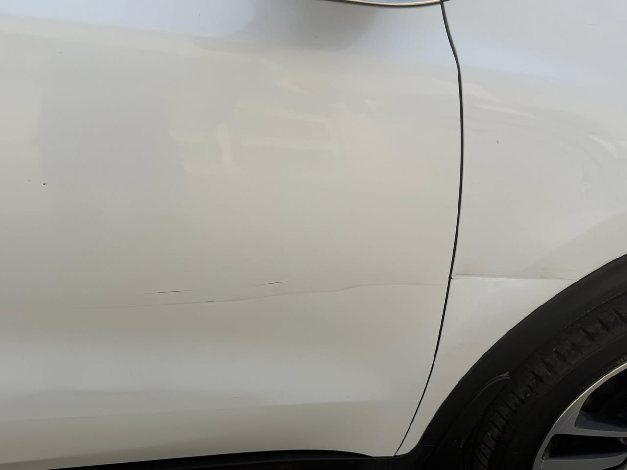 سلام عليكم سبورتج موديل 2020 للبيع رقم بغداد باسمي تحويل ثاني يوم مري شفط شاشة بلادي مثبت سرعة تحكم ستيرن حساسات امامي خلفي +كامرة ماشية84
ملاحضة السيارة بيها طخة ب الجاملغ خفيفة كما موضح باخر صورة وقبق البانزين مصبوغ الباقي بلادي مكان السيارة الغزالية السعر 186 
***********
