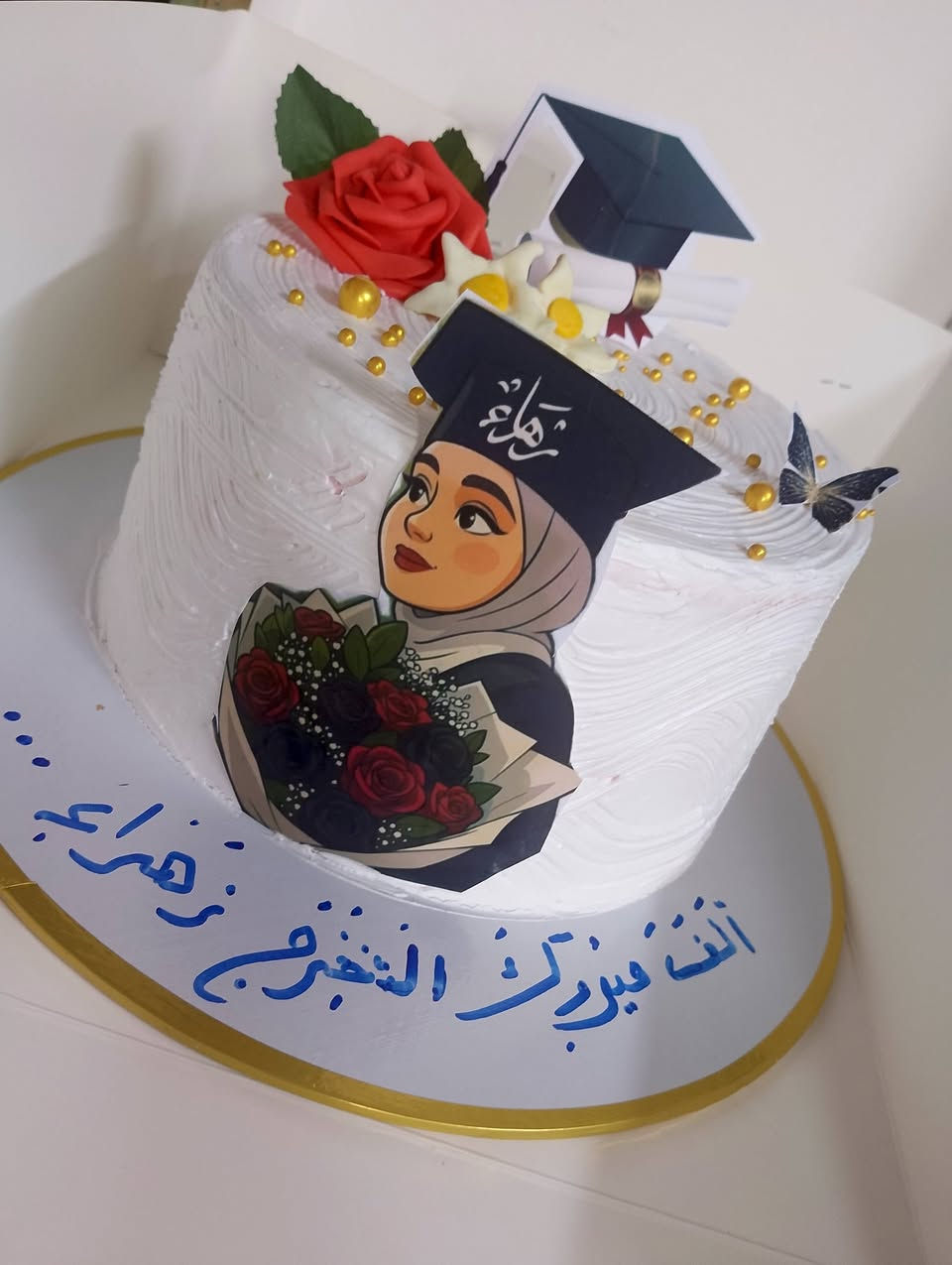 السلام عليكم كيك حسب الطلب العنوان الشعب حي البساتين ***********
