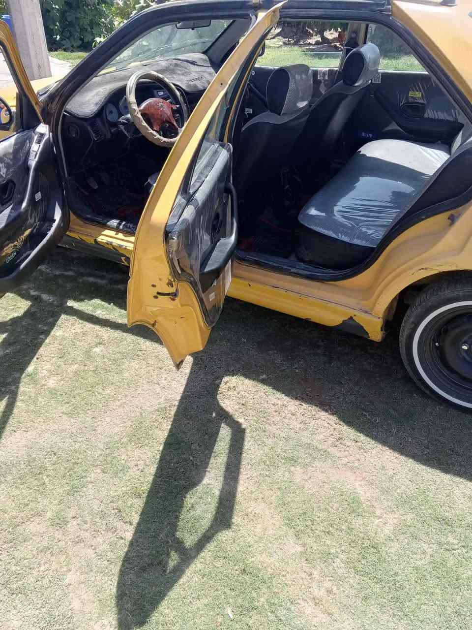 بيجو موديل 2011 رقم بغداد سنويه لسنه 2030سياره  مصفره السعر 28 وبيهة مجال بسيط للاستفسار ***********
