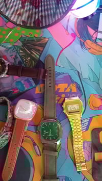 ساعة يد • ١٢ ساعه