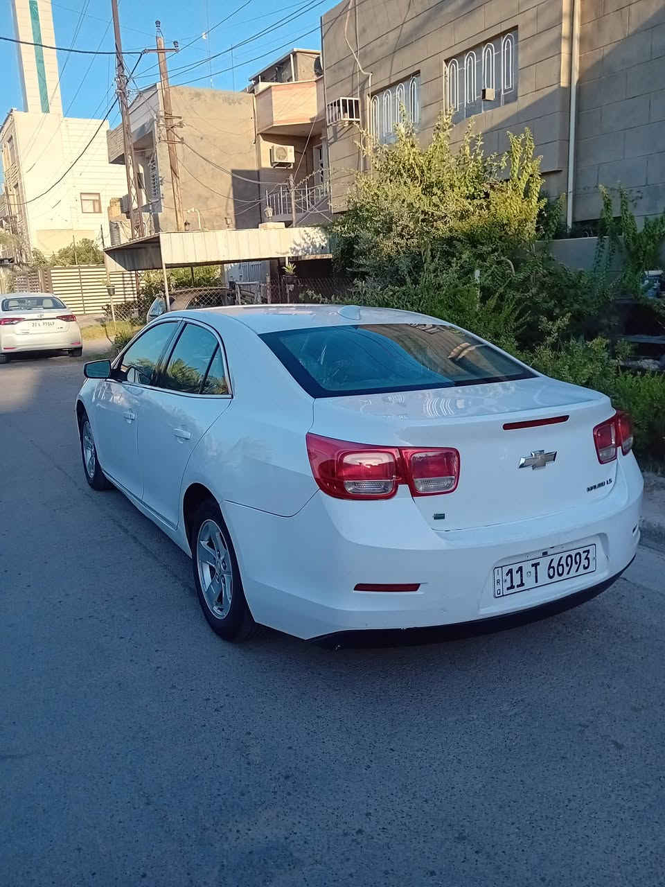 السلام عليكم اخوان للبيع ماليبو 2015
السيارة وارد أمريكي حادثها باب السايق والوراها مبدلات نفس اللون بدون دواخل 
محرك 4 سلندر 2500
رقم بغداد انكليزي بسمي سنوية وهزة جدد 
السونار والموصفات بصور 
السيارة نضيفة جدا واقتصادية 
مسويلها ادامة كاملة فيت بم ونوزلات وبلكات جدد 
وتخم تايرات وبطارية جدد 
عارضها ب95 وبيها مجال 
مكاني بغداد حي الجامعة 
للاتصال ***********
