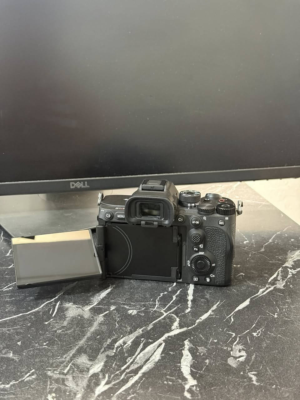 للبيع كامرة سوني A7RV  استخدام  بسيط نظافة 100%   عدد الشتر 3965
للتواصل والاستفسار  ***********
