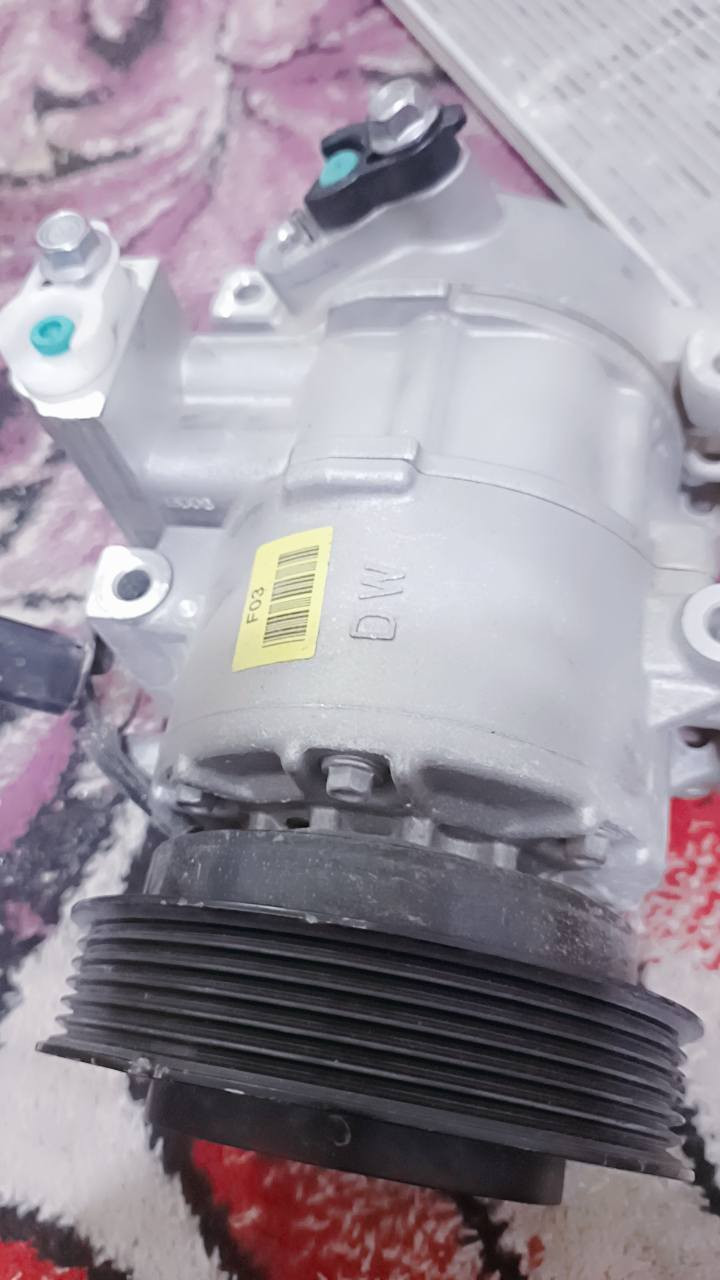 سلام عليكم لبيع كمبريسر وراديتر بعدهن بجيس مستخدمات شي قليل ***********
