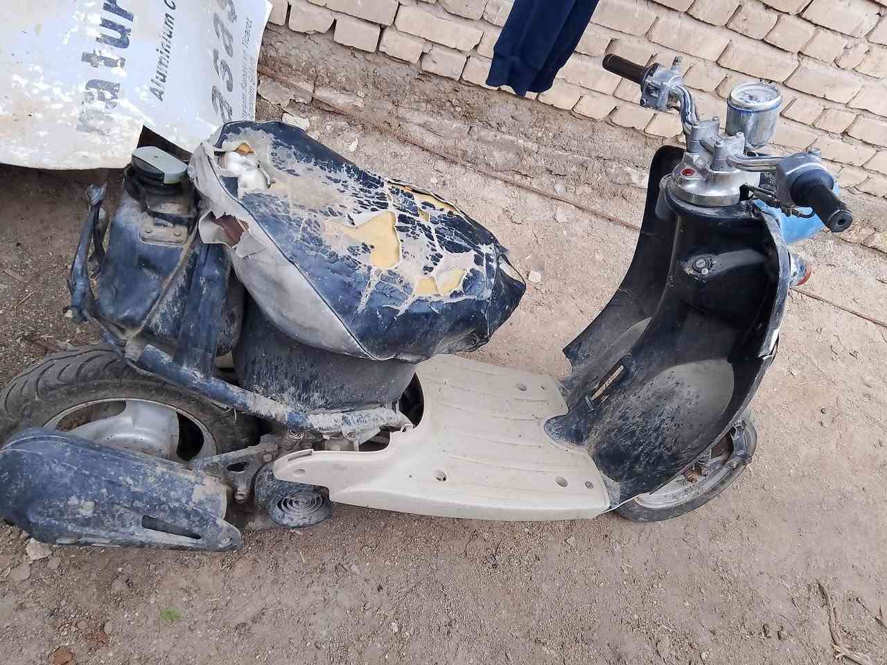 مصريه للبيع شغاله وتمشي نقصها بس شوته صالها 3 اشهر متروكه قيم واخذ بليرضي الله للاستفسار ***********
