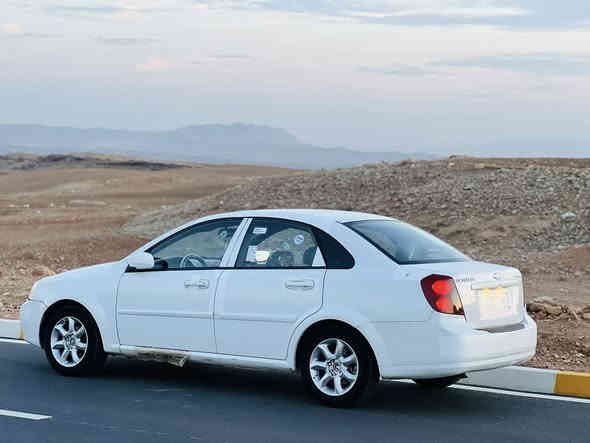 ماشەڵا لە ماڵی هەموولایەک
شۆفرلێت ئۆپترا مۆدیل2012گێڕعادی 
یەک پارچەوو سەر هیلالەکی  بۆیاخە
تایەو ویلی لۆک کامل جوانکاری کراوە
تاقم پێشوو دوای لۆک دینارێک مەسرەفی نیە 
سەنەوی ساڵێکە بەسەر چووە 
سەیارەکە ماڵی دۆستە کارەبایەتی گشت گیانی بەشەرت   سعری ٧٨$ مەجالێکی برایانە 
شوێن کۆیە 
بۆ زانیاری زیاتر ***********
***********
