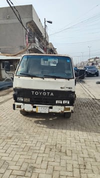 تيوتا داينا اصوليه بسمي موديل 1993 مكينه وكير كيا ٢٧٠٠ رقم ديالى المان...