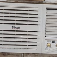 مكيف ٢ طن • مستعمل شهر • كهرباء ضعيفه