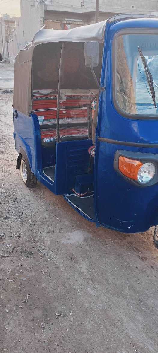 سلام عليكم تكتك بياجو للبيع أوراق نضيفة محرك نضيف كهربائياتهة شغالة او حلوة عنواني بغداد المعامل السعر مليونين وبيه مجال ***********
