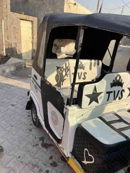 تكتك لبيع TVS مديل 2021محرك مكفول ما مفتحوح برقي واحد بي رقم وسنويه بسمي سعر 6ونص بيه مجال قليل ***********
