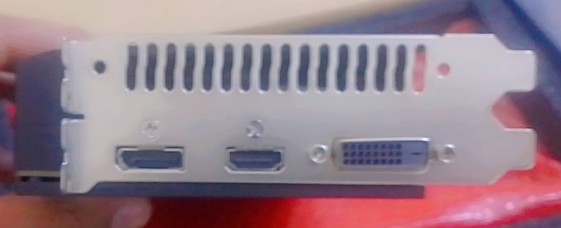 كارت شاشه RX580 8GB   بهل شكل هذه جديد متواجد خاص او واتساب ***********
