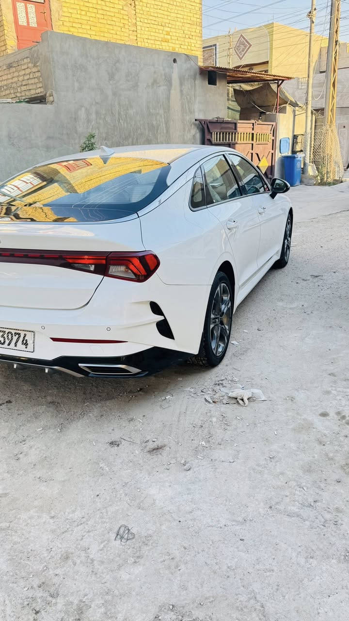 السلام عليكم  كي 5 خليجي مكفوله كفاله عامه موديل ٢٠٢٣  سياره جديده مال جنايه بدون تنته ميحتاج اذكر موصفاتهه الجنايه يعرفون  السعر ٢١٠ وبيهه مجال  الاستفسار ***********
