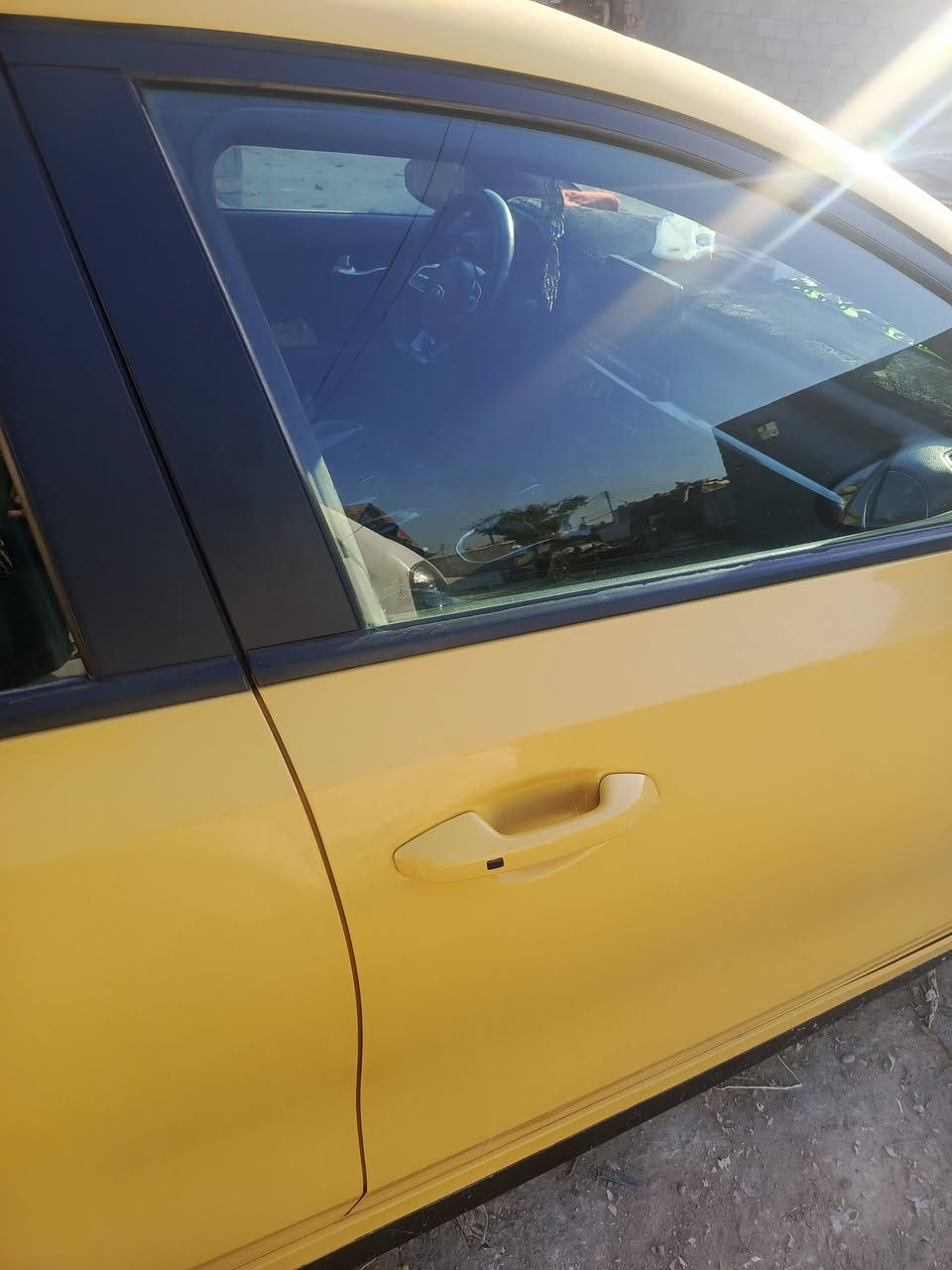 سلام عليكم كيا فورتي
موديل 2021

فول مواصفات عده الفتحه

كير ايتي مكينه 2000دوش

مكفولات شرط

تبريد تدفئه شغاله 

باقي المواصفات تجي وشوف رقم بغداد تحويل ثاني يوم سعر 143 ***********
