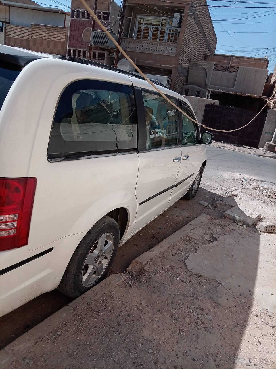 السلام عليكم كلايسر ٢٠٠٨ محرك ٣٨٠٠ كير ومحرك جدد مال كصة تبريد شغال تحتاج ترتيب الكهربائيات السعر ٨٠ وبيها مجال مكاني بغداد حي الأمين ***********
