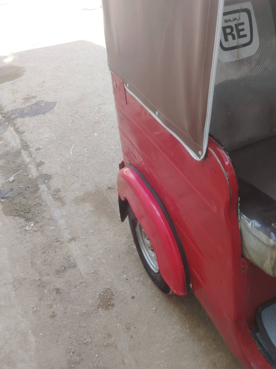 يالله السلام عليكم تكتك 18 دوشمه تخم تاير كهربائيات كلها شغاله تكتك كير مكينا خير من الله استفسار *********** غير متواجد عله الفيس
