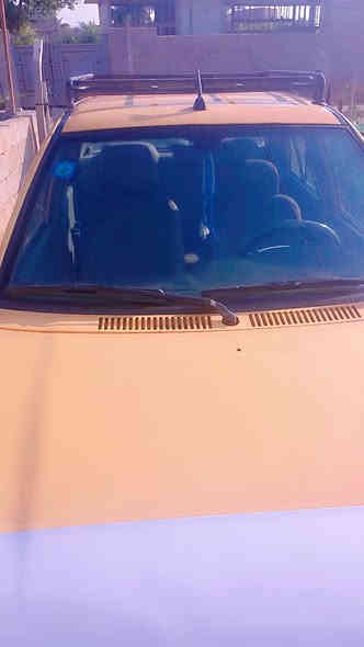 السلام عليكم سايبة موديل 2015 السيارة بيهة خيط بخار كير خير من الله سنوية بسمي سيارة حلوة لا ضربة ولا صبغ رقم انكليزي هزة جديدة وبيهة شاصي صفحة السايق مضروب باج واي استفسار حاضر السعر 31وبيهة مجال اتصل ودلل ***********العنوان جسر ديالى الوردية
