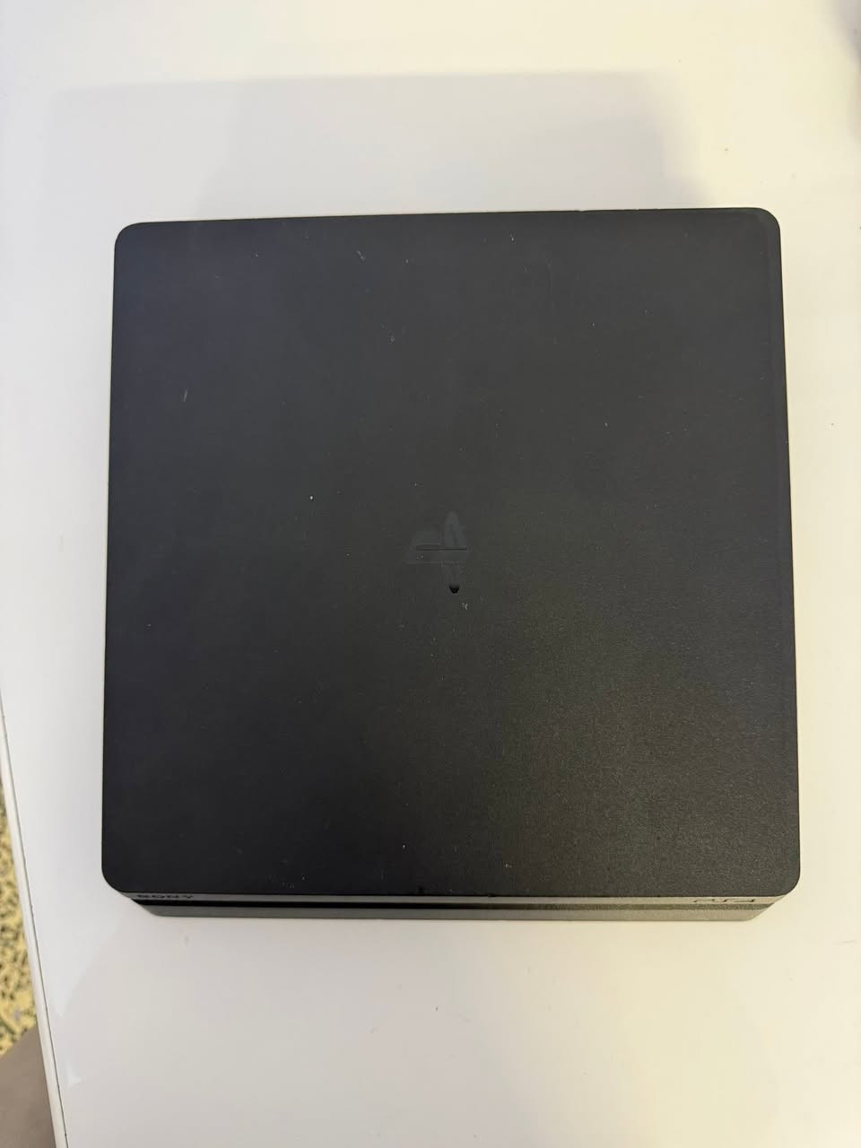 السلام عليكم 

للبيع 

Ps4 slim 500GB
يديتين اصليات 

واربع اقراص 

حساب امريكي 

كيبل HD عطلان 

نظيف 

السعر / 290 وبي مجال 

المكان / بغداد العامريه 

الاستفسار / خاص ***********

