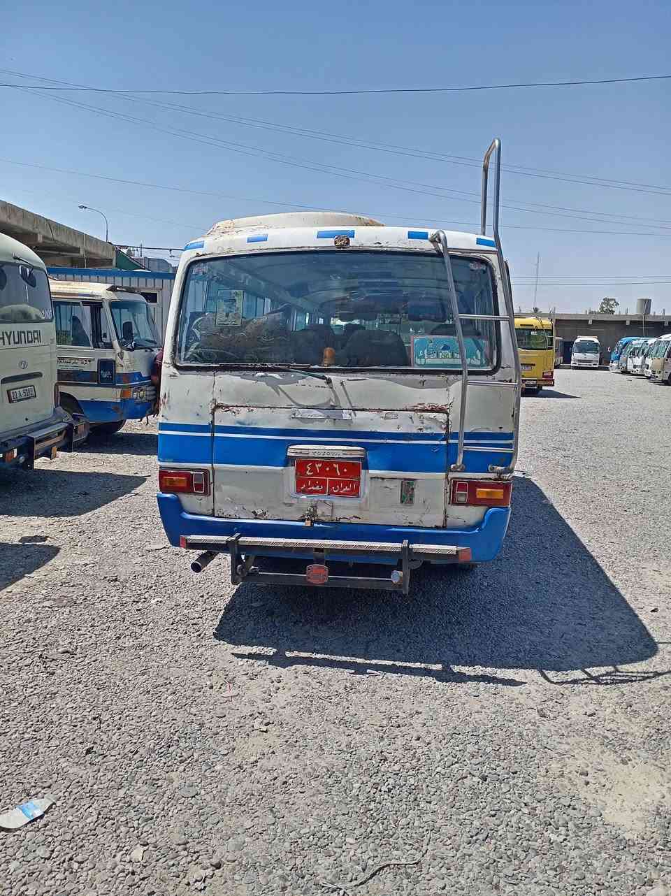 السلام عليكم كوستر 82 محرك بل شرط قانونيا بل شرط اني مكلف بل نشر هاذه رقم صاحبه ***********
