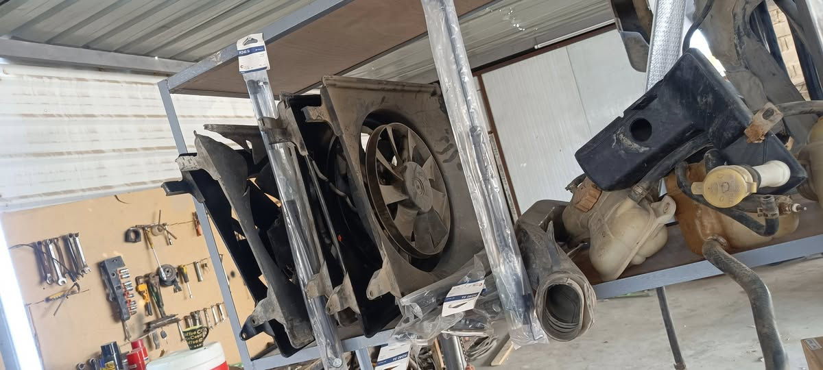 السلام عليكم
من رخصه الادمن تم تفصيخ برنسات عدد2 متوفر لدينا كيرات مكاين مشط ستيرن  بريشر بور بريك حداديه كافه كماليات وادوات البرنس عام كل الي تحتاجه موجود  جديد ومستعمل زورونا موقعنا ابو غريب الحصوه مقابل شركه الفارس   نشتري ارقام  بغداد / انبار/ حائز ثالث 
رقم الهاتف 
***********
***********
