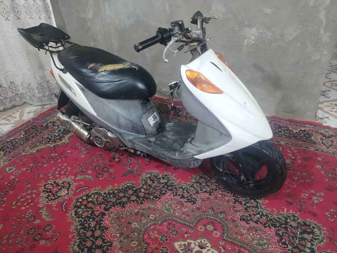 السلام عليكم ادرس ياباني محور كابريتر  دراجه فول قفل ستيرن قغل جنطه جهاز سرقه استيرن رياظي صالنصه رياضي شلعه ومشي تشك الكاع السعر 550 وبيها مجال مكان الكوت ***********
