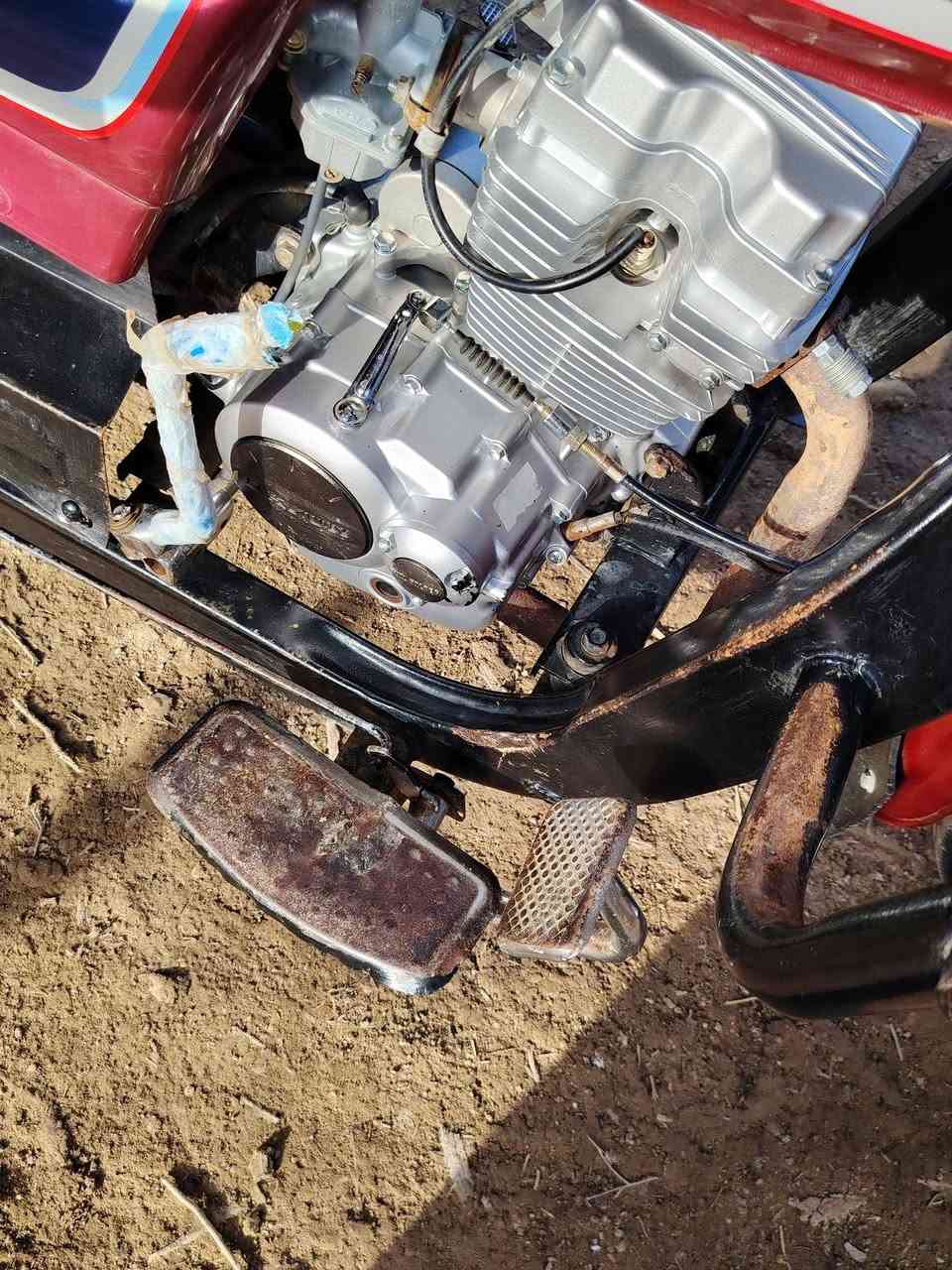 السلام عليكم
ستوته للبيع ٢٠٢١
ستوته محرك وكير بجيس
مصبوغه للجماليه صبغ حراري اصلي ستوته احلا من الصور
ستوته مرتبه ع أيدي شراي يتصل
***********
