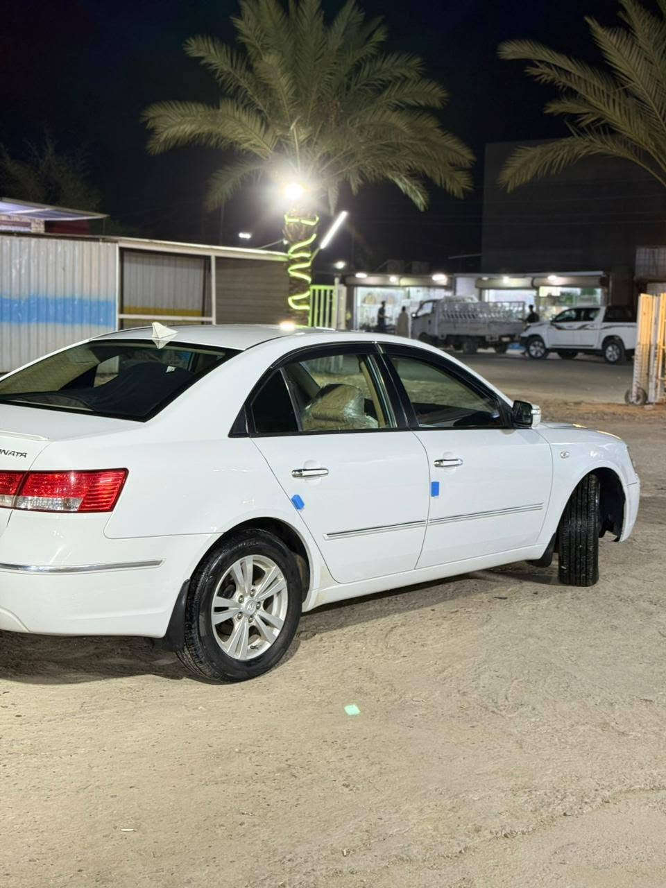 سوناتا 2009 
رقم اربيل 
هزه جديده
مكينه دوش 
الجاملغ الامامي الايمن مفتوح 
الجاملغ الامامي الأيسر مبدل 
خشم البنيد مصبوغ 
حداديه خلفيه اماميه جاهزه 
تخم تاير جديد
 
السعر 105وقابل للتفاوض.
المدحتيه الحمزه الغربي 
للاستفسار الخاص مفتوح 
***********
