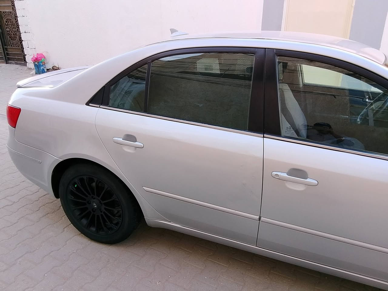 سوناتا لبيع 2009 امريكي محرك 6 سياره رقم بغداد تحويل مباشر سياره جاهزه من كلشي سياره جديد كير ومحرك شرط الفحص تبريد ثلج سياره ابيعه صبغ حزام وسعره 95بيها مجال قليل مكان سياره كربلاء 
***********
