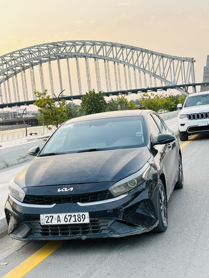 كيه فورتي مديل 22 وارد أمريكي ضربته جاملغ وبنيد مصلحات نفسيتهم وبيه بارد ب الباب مال الصدر مكينه 2000 دوش كير اي تي  مراوس بتكسي دبي 
***********
