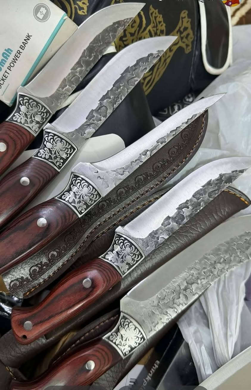 سكاكين قبضه خشبيه ثقيله
طرق يدوي القطعه ب10


**إذا كنت صاحب هذا الإعلان وتريد حذفه لأي سبب، رجاءا أرسل رسالة إلى الدعم الفني**