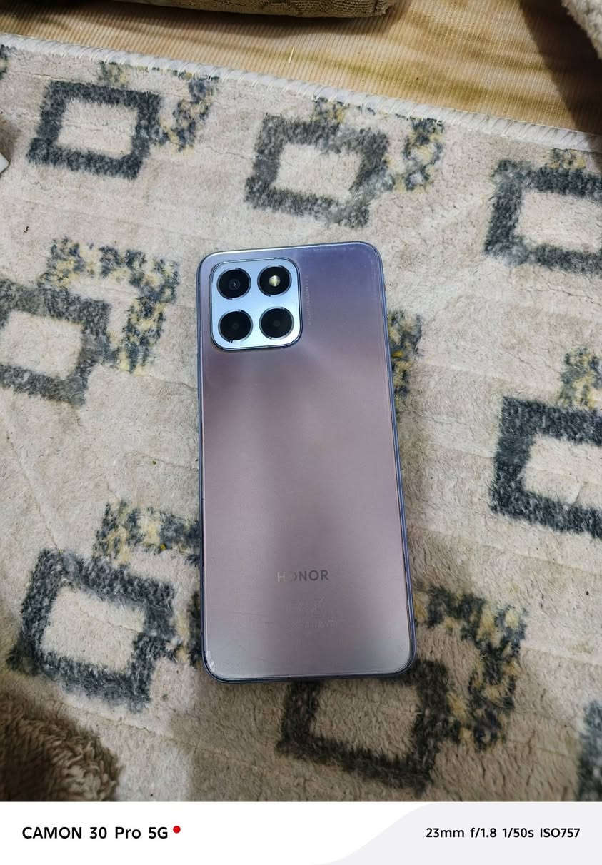 جهاز مبدل شاشه بي فطور شغال وكلشي مبي سعر ٤٠ الف ناصريه مركز ***********
