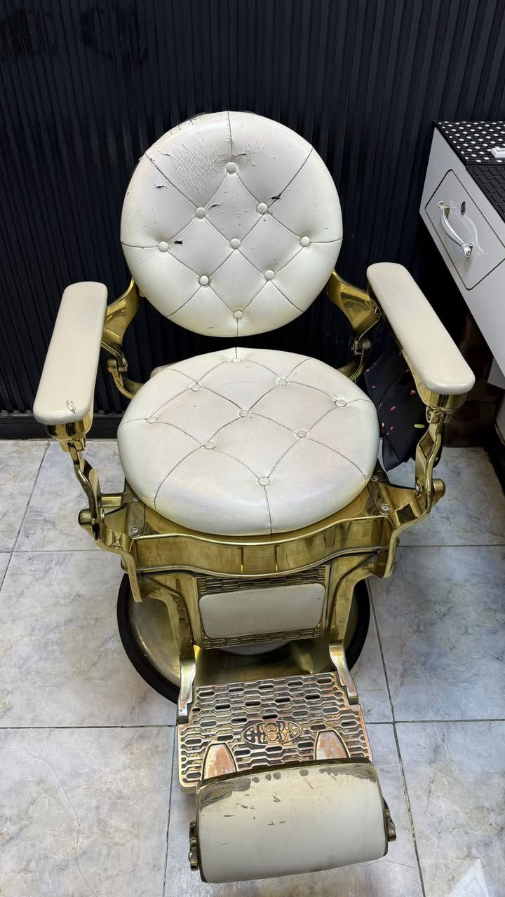 السلام عليكم ورحمة الله وبركاته
💈كرسي حلاقه للبيع نوع الكرسي ملكي💈
السعر ((300))وبي مجال 
العنوان :بغداد 
؟موجود قطعه او قطعتين
للاستفسار خاص.


**إذا كنت صاحب هذا الإعلان وتريد حذفه لأي سبب، رجاءا أرسل رسالة إلى الدعم الفني**