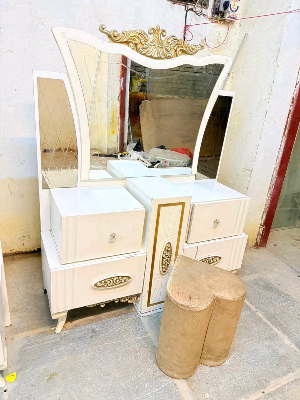 غرفه تركيه ضخمه 7 قطع 600 واصل نقل وشد