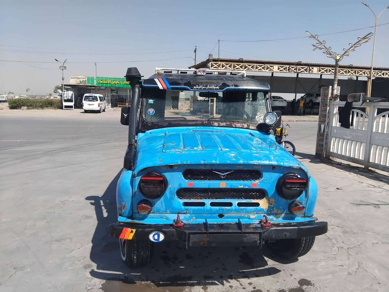 السلام عليكم لبيع واز موديل ٨٨ تحيره كامله بور استيرن ٤دسك كير جديد السيارة خير من الله السعر ٤٦٠٠٠ اربعه وستميه وبيه مجال مكاني واسط الصويره استفسار ***********

