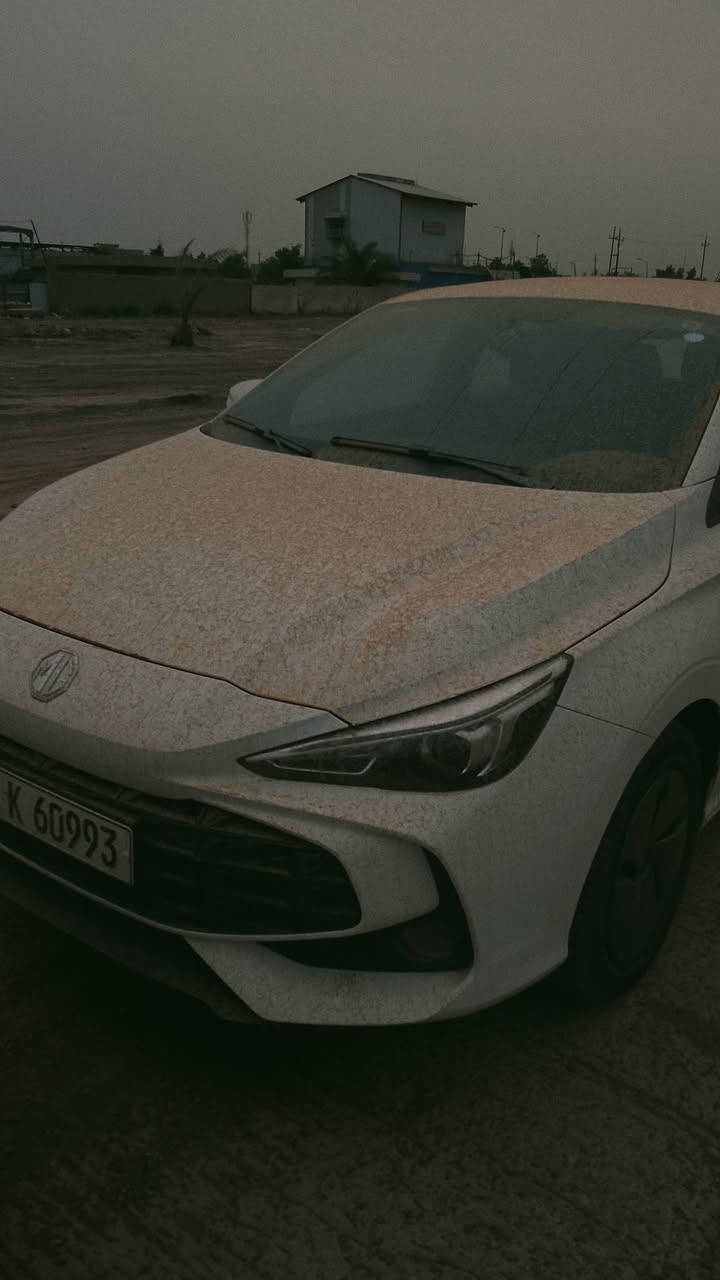 سلام عليكم اخوان MG3. 2025 استلمتها بشهر التاسع
مواصفاتها 
شاشتين يخبلن ستيرن دي شيب 
لايت اوتو 
ماشية ١٩ ألف
منظومة غاز صرفها اقل من صرف السيارات الهايبرد فولها ل٣٠٠٠ وفر بيها بغداد مرتين 
نعومة  
كير ٨ نمر 
مكينة iSMART
واجهة هجومية عصرية أضواء نهارية LED
أندرويد اوتو و ابل كار بلي
فرامل مانعة للانغلاق (ABS) مع توزيع إلكتروني لقوة الكبح (EBD).
نظام الثبات الإلكتروني (ESP) ومانع الانزلاق (TCS).
نظام المساعدة على الصعود في المرتفعات (Hill Start Assist).
السيارة بيها ضرر بسيط بارد بالصندوك غيرها مكفولة
السعر ١٠٧ وبيها مجال بسيط ..
📍 المكان: بغداد - الدورة / أبو دشير (خلف المركز).
📞 للاستفسار والتواصل (اتصال أو واتساب): ***********

