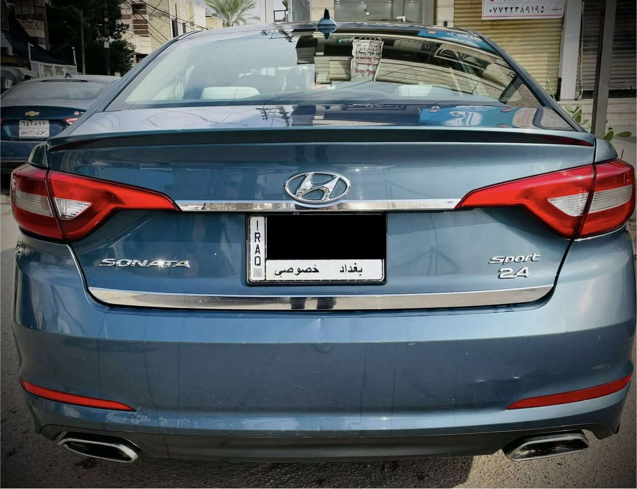 السلام عليكم سوناتا سبورت 2015 للبيع السعر 110وبيه مجال بسمي اللون ازرق جويتي مكينة 2400 GDI مواصفات تحكم ستيرن اربع جهات حساس تاير اربعه دسك كشن كهرباء تدفئه بالكشن لد امامي خلفي منضومة زنون أصلي  شاشة كامرة خلفية مرأة عاكسة للضوء ثلاث انظمة قيادة سبورت عادي ايكو... الخ بدون بصمة بدون فتحة السيارة مسويلهه ادامة كاملة منضومة غاز بانزين عبوة كاملة احتياط بلك اصلي وكالة دهن ايضآ الصدر نضيف
ملاحضة: مضاف اليها منضومة غاز بدون قطرة دوانز 
الضرر خلفي صندوق وجاملغات خلفيه ثنين  للعلم الصندق مبدل نفس اللون أصلي والبنيد مبدل نفس اللون اصلي  بدون طخطه بالبجم  للاستفسار ***********المكان الشعب
