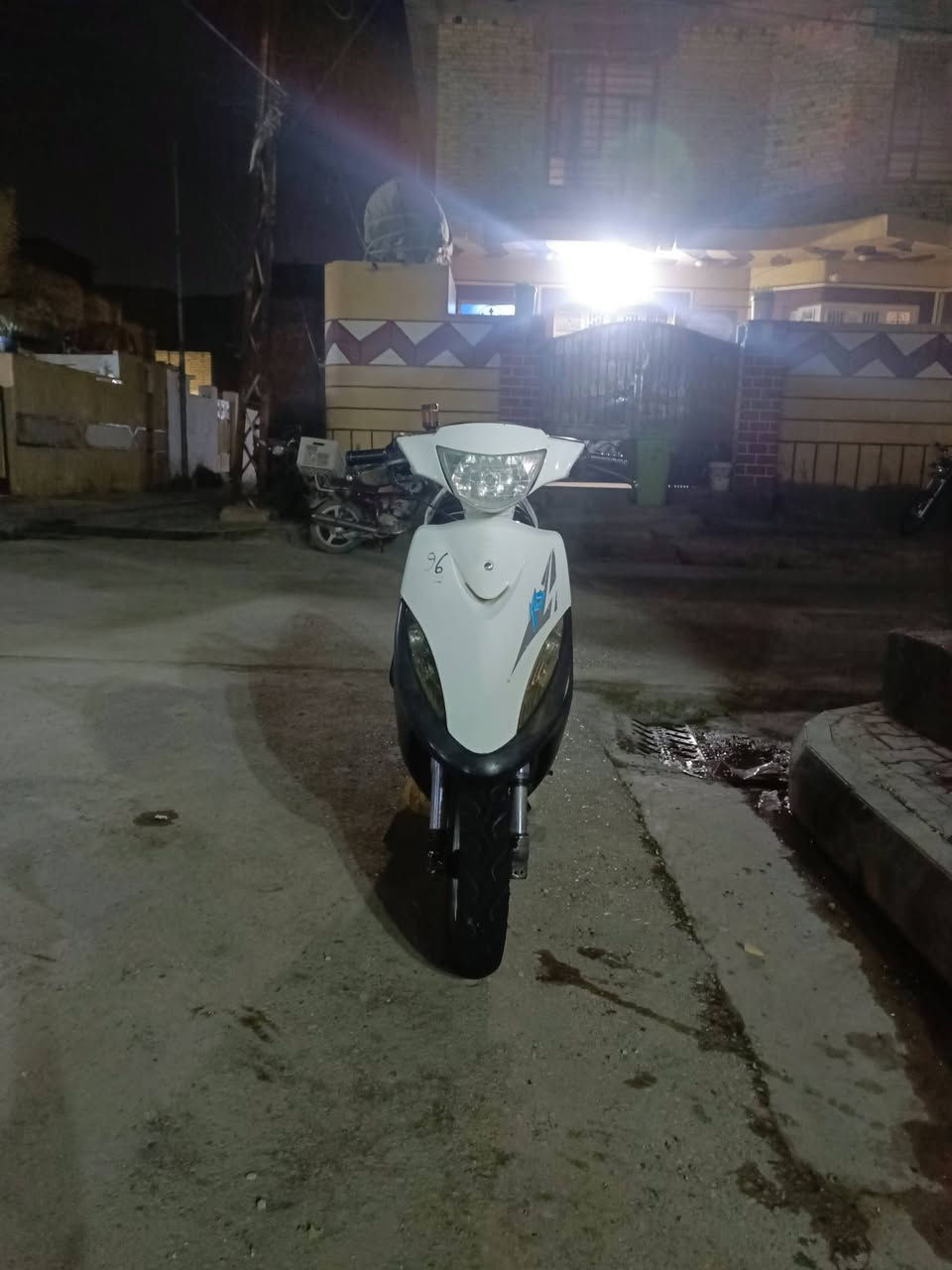 سلام عليكم ماكس عدله بلاديه مجفته مره واحده اصلي ناعمه سعره 475 وبيه مجال كلشي ماناقصه دك سلف وطلع مكاني زين القوس شارع المله رقمي ***********
