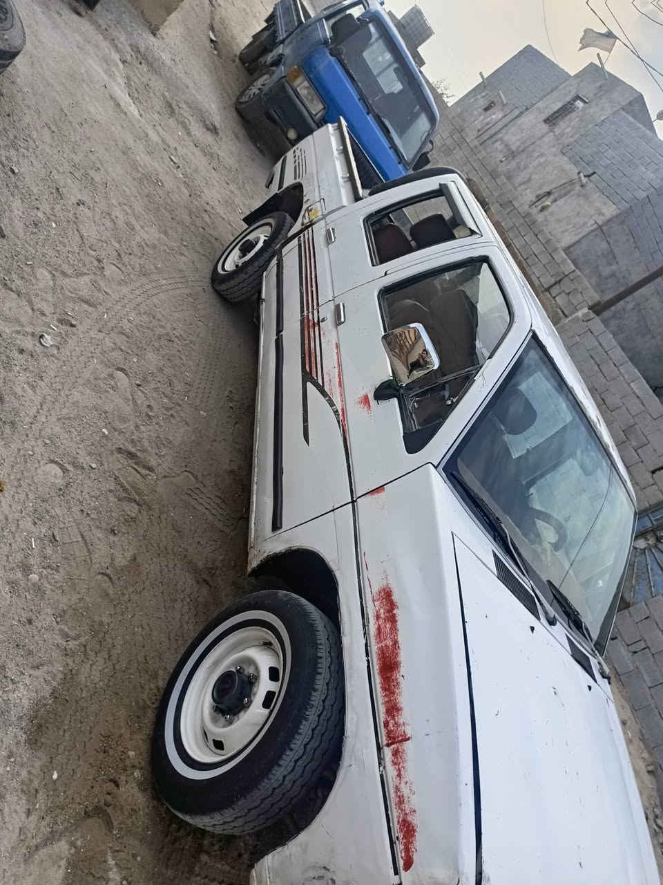 نيسان رقم مثنى مكينه وكير وشاصي بشرط لا صبغ ولا ضربه مكان البصرة الزبير ***********
