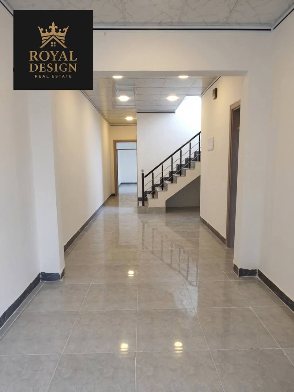 فرصة لا تعوض لشراء دار مميز في حي الملايين الثانية
🏡 الموقع المثالي:  مجمع عمر الطويل ،

المساحة: 120 متر

الواجهة: 6 متر

التصميم: بناء حديث طابقين، يتضمن  4 غرف نوم واسعة.

📑 السند: 25 زراعي ملك صرف، المكاتبه مع الشرعي.

💫 مكان مميز يستحق أن يكون منزلك الجديد.

للتواصل والاستفسار:

📞 ***********

📞 ***********

 📞***********  📞***********
#عقارات #عقار_في_الموصل #منازل_للبيع 
عقارات مڪتب التصميم الملڪي
