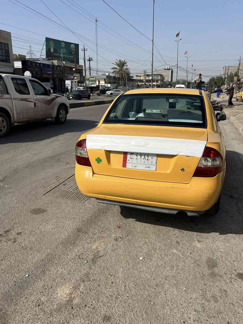 سلام وعليكم طيبه 15 سياره جديده هيأه مصفر مكينه جديده هيه ول كير صدر جديد تايرات وياله جديد سياره متصرف عليه ولا ربع تبريت ثلج خير منا الله السياره كل كهربايات شغاله المكان سيديه ***********
