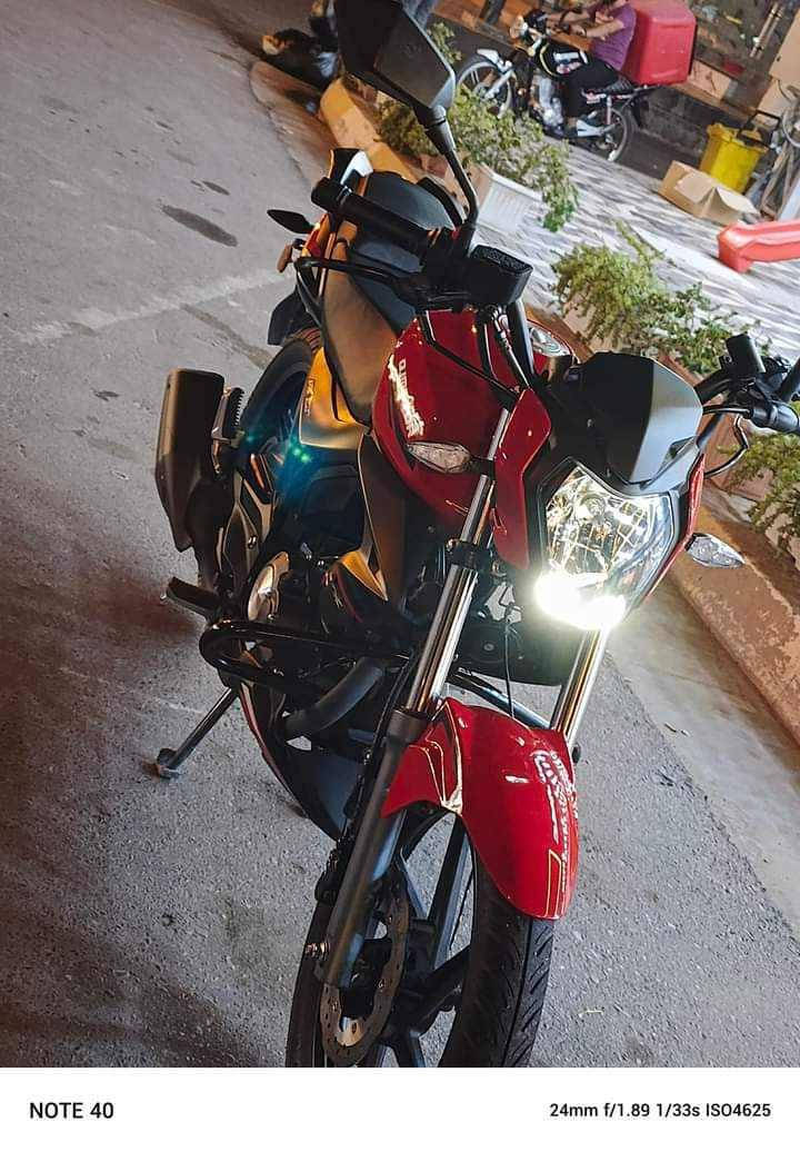 السلام عليكم شباب دراجه كاوجي موديل 2022 دراجه كفاله. شخط مابيها ومكينه برغي مامفتوح بيها جديده حيل واحله من الصور اوراق كامله بس مامرقم النضافه كدامكم السعر 1300وبيها حك جيتك بس ..واي ستفسار خاص او اتصل او واتساب *********** السكن الانبار فلوجه حي المختار.
